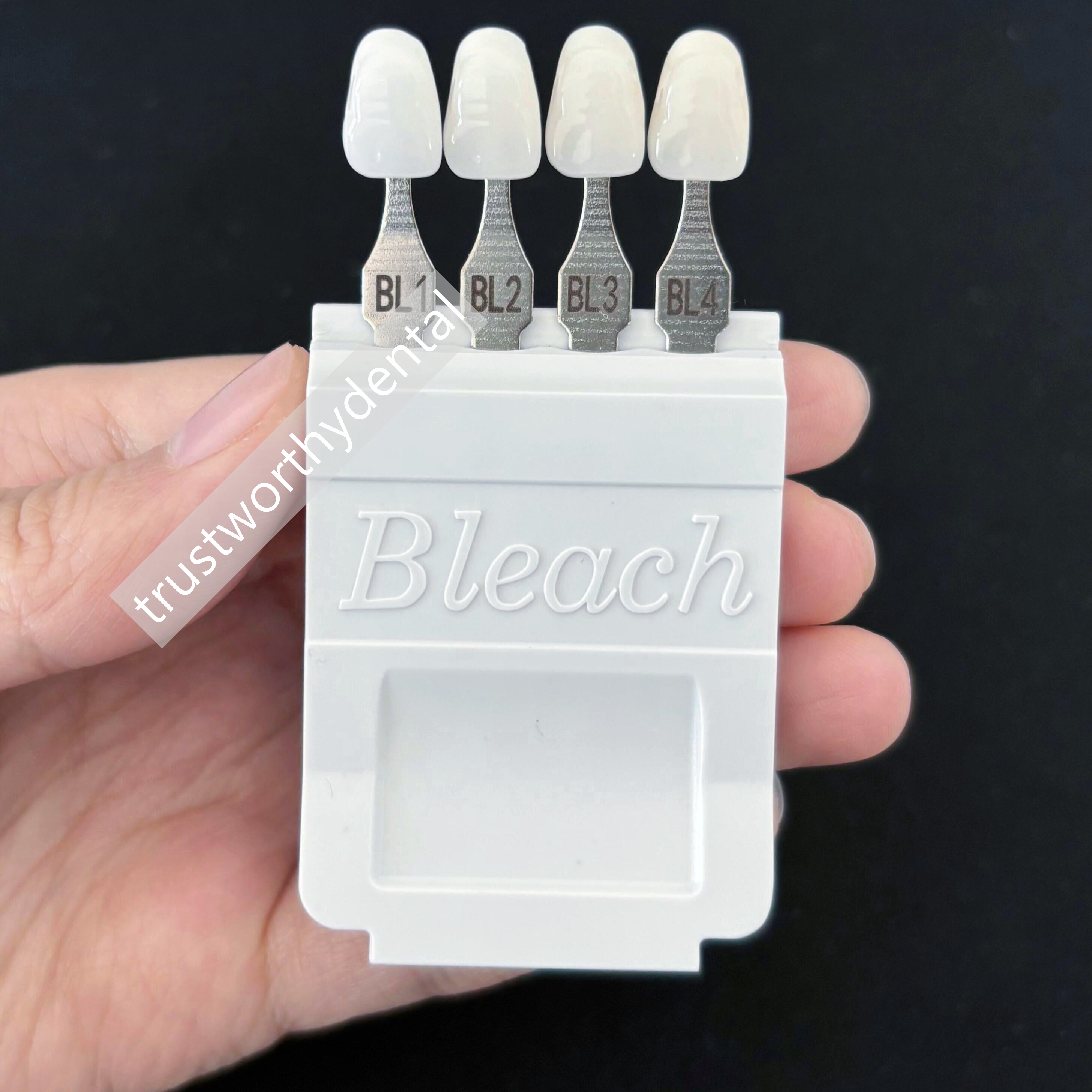 4 Colors Dental Bleached Shade - Teeth Whitening (Bleaching) บทวิจารณ์และราคา